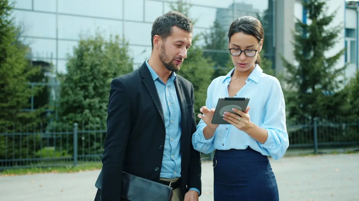 AI Conversation Design vs Traditional Apps: Key Differences