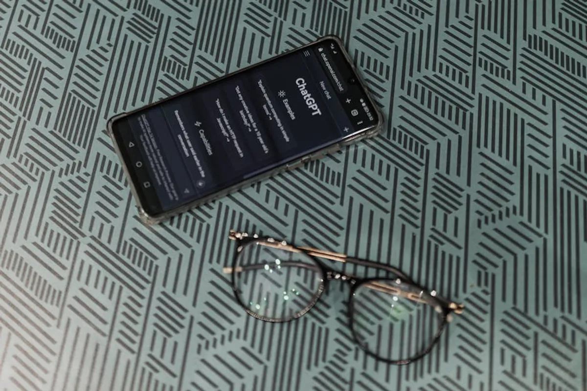AI Dating Chatbots: What They Are and How They Work