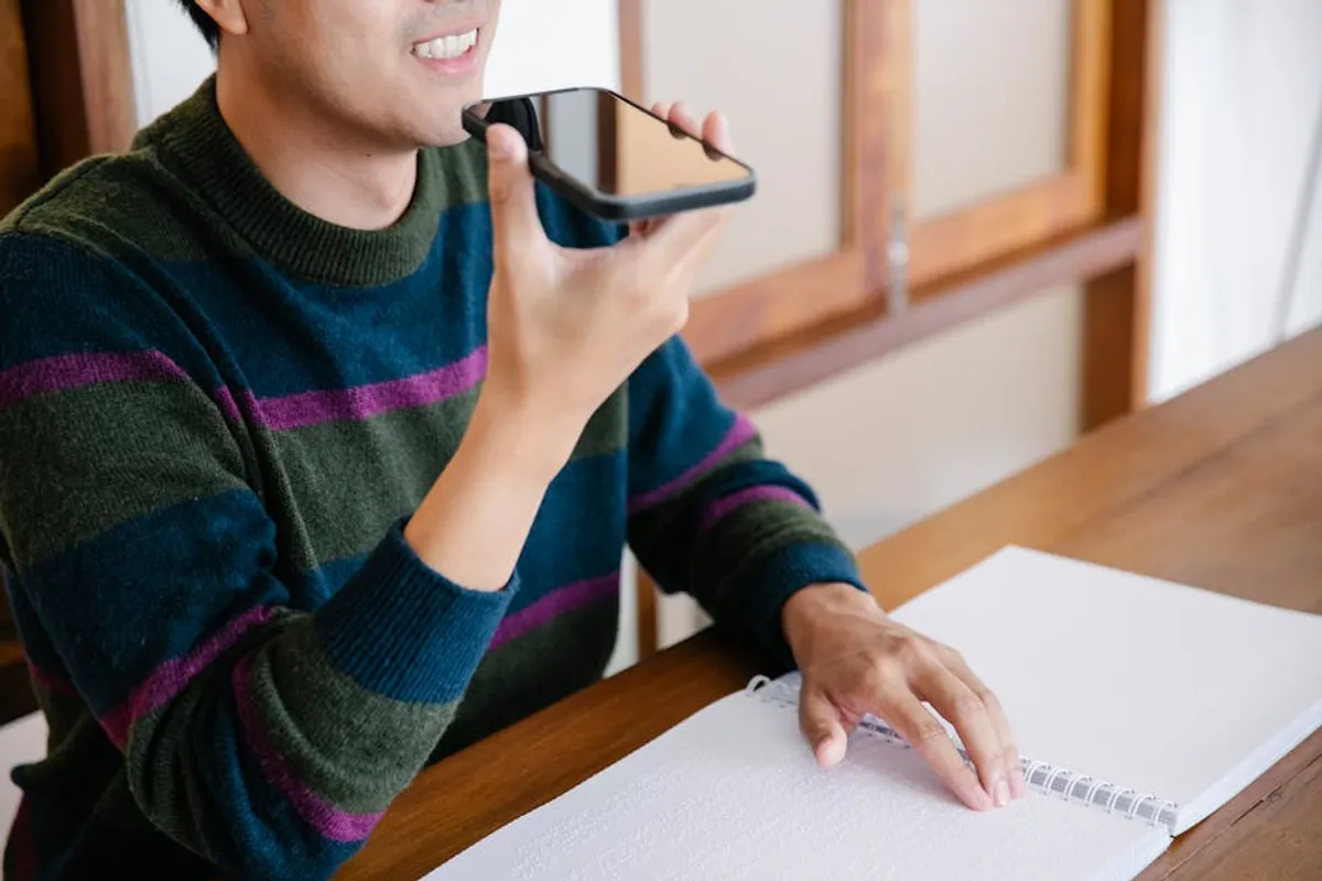 AI Voice Chat Companions: Features and Limitations