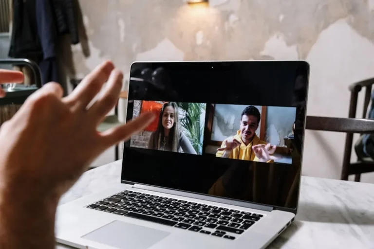 Best Virtual Friend Apps for Daily Conversations