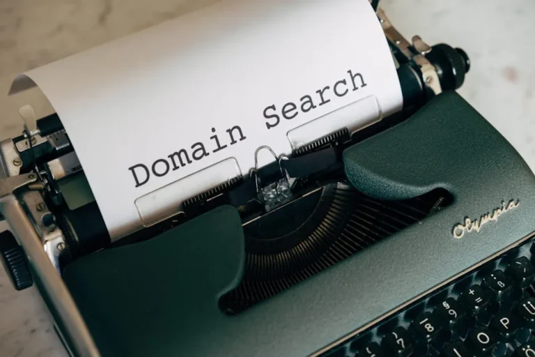 The Search Demand Behind newsfaire.com: A Practical Breakdown
